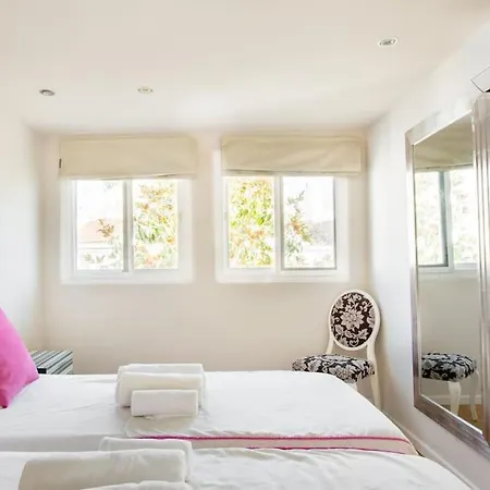 Boutique Townhouse With Hot Tub Near Puerto Banus *