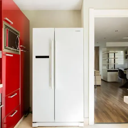 Boutique Townhouse With Hot Tub Near Puerto Banus *