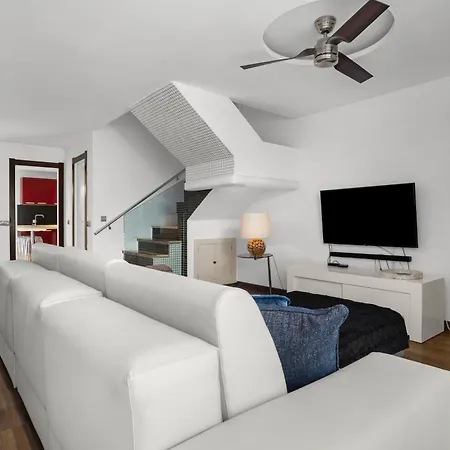 5Br Boutique Townhouse Hot Tub Near Puerto Banus Vakantiehuis Marbella
