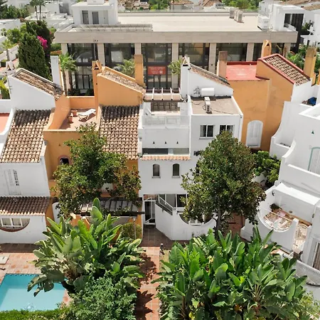5Br Boutique Townhouse Hot Tub Near Puerto Banus Marbella