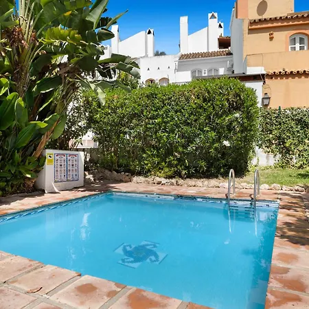 5Br Boutique Townhouse Hot Tub Near Puerto Banus Marbella