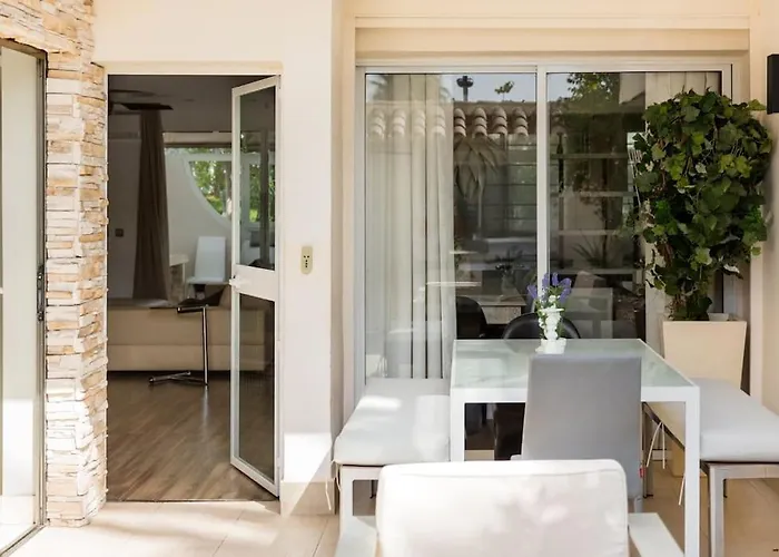 Boutique Townhouse With Hot Tub Near Puerto Banus * Marbella