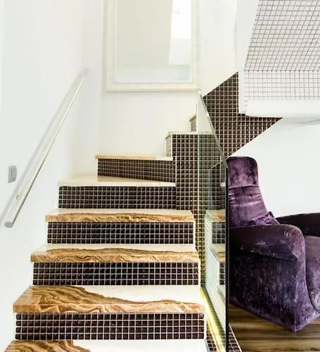 Boutique Townhouse With Hot Tub Near Puerto Banus Marbella