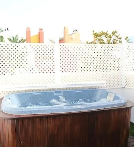 Boutique Townhouse With Hot Tub Near Puerto Banus * Marbella