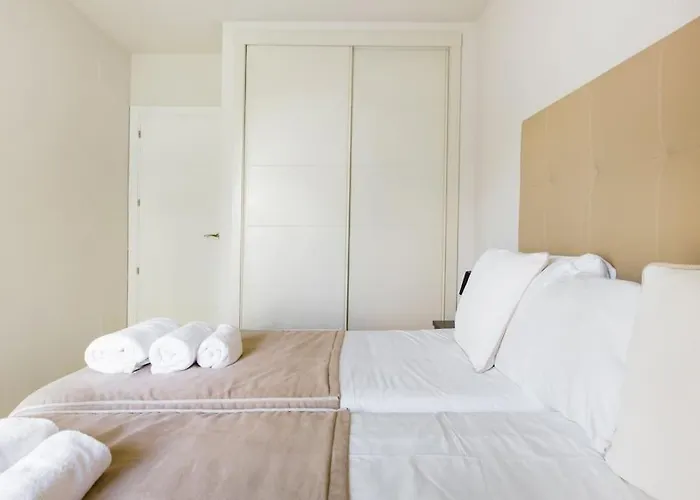 Boutique Townhouse With Hot Tub Near Puerto Banus Nyaraló Marbella